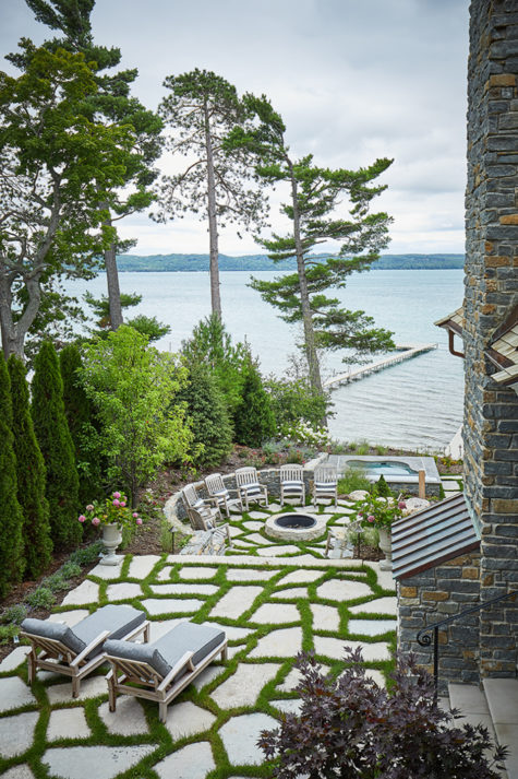 Fond du Lac Flagstone Residential Patio